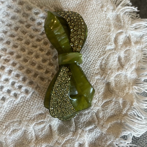 Vintage Aznavour Paris hair clip very high quality hand made lucite - Picture 6 of 7